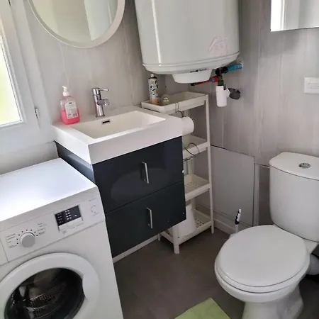 A Sur 30m² Avec Jardin *
