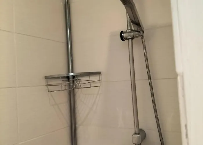 A - 30m² Avec Jardin *